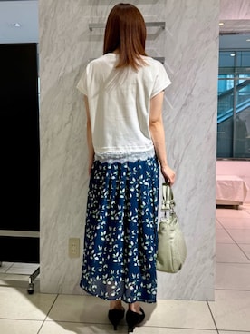 「MK MICHEL KLEIN（エムケーミッシェルクラン）の[洗える]リーフモチーフシフォンスカート（スカート、グリーン系）」を使った、MKミッシェルクランさん（レディース・157cm）の夏コーディネート