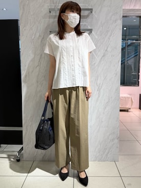「MK MICHEL KLEIN（エムケーミッシェルクラン）のサイドファスナーメッシュデザイントートバッグ（トートバッグ、ブラック系）」を使った、MKミッシェルクランさん（レディース・157cm）の夏コーディネート