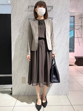 「MK MICHEL KLEIN（エムケーミッシェルクラン）のスクエア2wayバッグ（トートバッグ、ブラック系）」を使った、MKミッシェルクランさん（レディース・153cm）の秋コーディネート