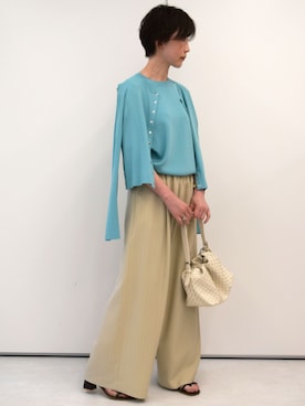 「MK MICHEL KLEIN（エムケーミッシェルクラン）のアイテム」を使った、MKミッシェルクランさん（レディース・156cm）の春コーディネート