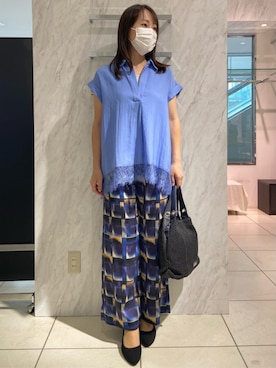 「MK MICHEL KLEIN（エムケーミッシェルクラン）の[接触冷感/洗える]アートプリント ワイドパンツ（その他パンツ、ブルー系）」を使った、MKミッシェルクランさん（レディース・157cm）の夏コーディネート