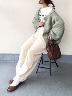 「ミントグリーン」｜「アイテム（ボストンバッグ）」を使った、emiko☆さん（レディース・155cm）の冬コーディネート