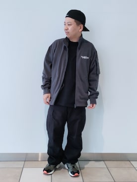 「AVIREX（アヴィレックス）のアイテム（スウェット）」を使った、SUGAYA！さん（メンズ・164cm）の秋コーディネート