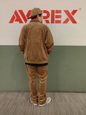 「AVIREX（アヴィレックス）のアイテム（ジャージ）」を使った、SUGAYA！さん（メンズ・164cm）の夏コーディネート