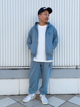 「AVIREX（アヴィレックス）のアイテム（スウェットパンツ）」を使った、SUGAYA！さん（メンズ・164cm）の秋コーディネート