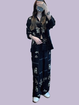 「HERMES（エルメス）のアイテム（ブレスレット）」を使った、𝓡𝓲.さん（レディース・163cm）の秋コーディネート