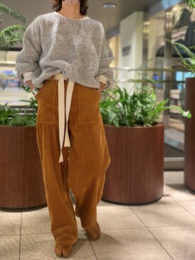 「TRICOTS JEAN MARC（トリコットジーンマルク）のアイテム（ニット/セーター）」を使った、Yuka Ozawaさん（レディース・155cm）の秋コーディネート