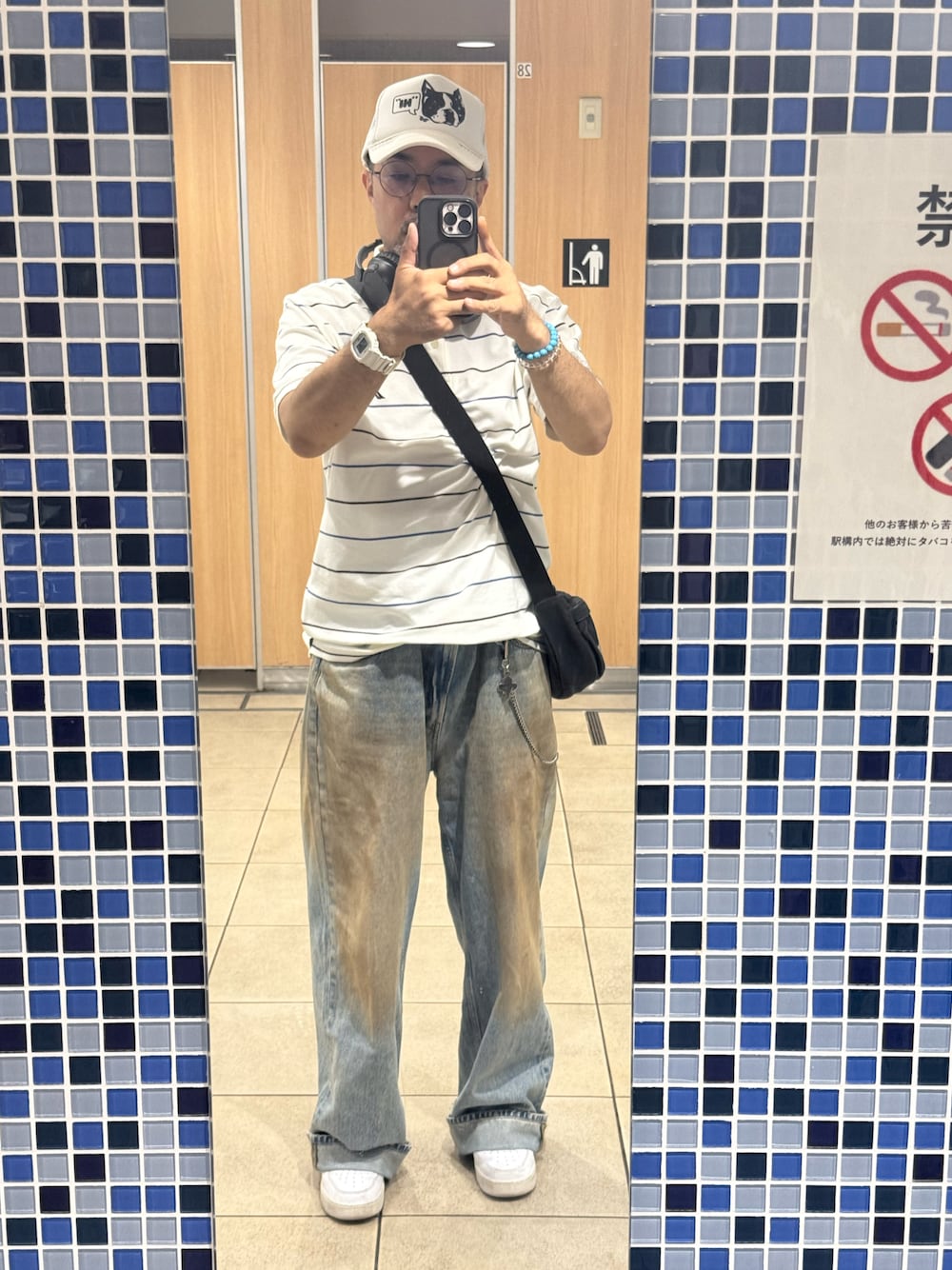 「BEAMSのアイテム（キャップ、ホワイト系）」を使った、sockさん（メンズ・169cm）の秋コーディネートの1枚目の写真