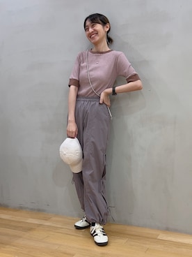 「SMELLY（スメリー）のアイテム（帽子）」を使った、サイサイ賽賽さん（レディース・160cm）の夏コーディネート