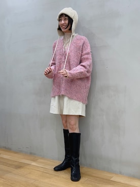 「SMELLY（スメリー）のアイテム（帽子）」を使った、サイサイ賽賽さん（レディース・160cm）の冬コーディネート