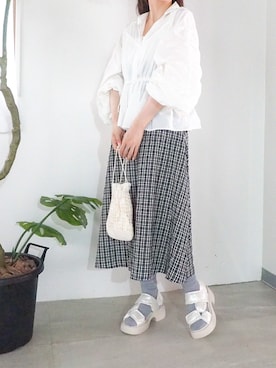 「byあしながおじさん（バイアシナガオジサン）の軽量｜厚底パデットサンダル　8710657（サンダル、ホワイト系）」を使った、あしながおじさんさん（レディース・155cm）の春コーディネート