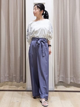 「couture brooch（クチュールブローチ）の【接触冷感・洗える・UV機能付き・二の腕カバー】デイジー＆リボン エンブロドルマントップス（Tシャツ/カットソー、ブルー系）」を使った、sachiさん（レディース・152cm）の春コーディネート