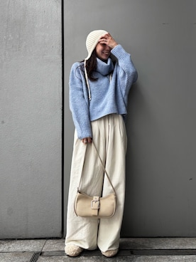 「アイテム（スリッポン）」を使った、庄司　未菜美さん（レディース・159cm）の秋コーディネート