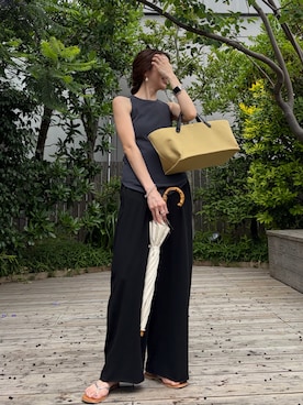 「Ungrid（アングリッド）のカットストレートパンツ（その他パンツ、ブラック系）」を使った、庄司　未菜美さん（レディース・159cm）の夏コーディネート