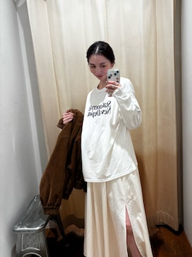 「Ungrid（アングリッド）のスリットボリュームスカート（スカート）」を使った、庄司　未菜美さん（レディース・159cm・30代）の秋コーディネート