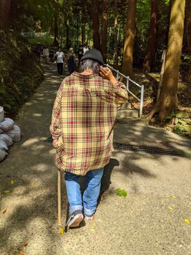 「BEAMS（ビームス）のアイテム（シャツ/ブラウス）」を使った、ツバサさん（メンズ・158cm）の秋コーディネート