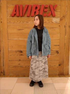 「アイテム（その他アウター、ブルー系）」を使った、kinukaさん（レディース・157cm）の冬コーディネート