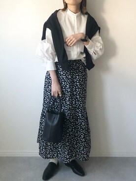 「ティアードスカート」｜「アイテム（スリッポン）」を使った、𝚔𝚘さん（レディース・160cm）の春コーディネート
