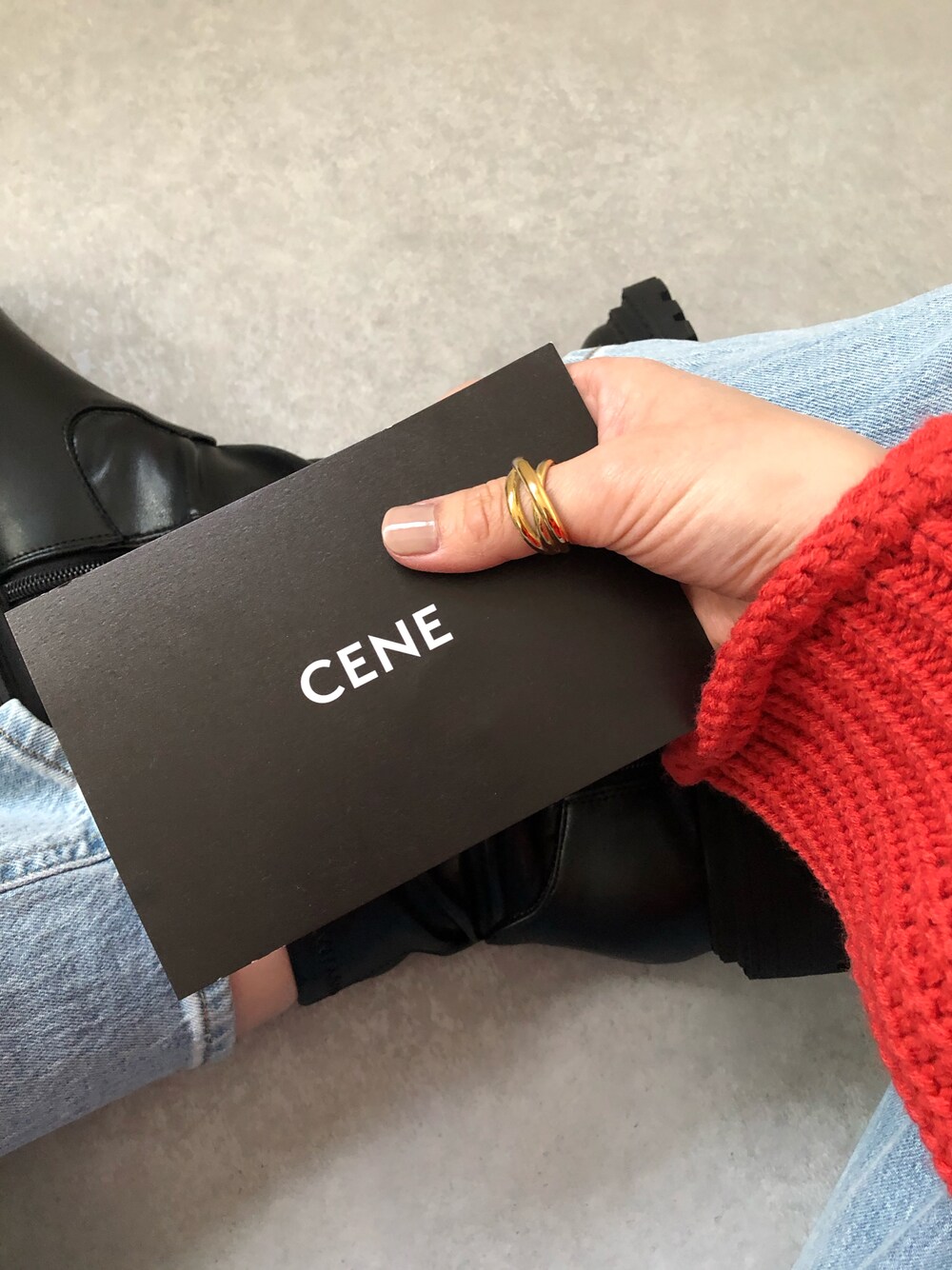 「手元コーデ、CENE、セネ、金属アレルギー対応、アクセサリー、リング、指輪、手元、ゴールドアクセ、ゴールドアクセサリー、大人カジュアル、カジュアル、オトナカジュアル、シンプル、プチプラ」｜「CENEの【CENE】セネ/フリュリング（リング、ゴールド系）」を使った、𝚔𝚘さん（レディース・160cm）の秋コーディネートの1枚目の写真