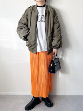「カーキアウター」｜「アイテム（MA-1）」を使った、𝚔𝚘さん（レディース・160cm）の秋コーディネート