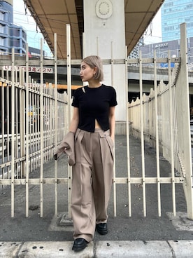 「アイテム（スラックス）」を使った、CHIHONさん（レディース・158cm）の夏コーディネート