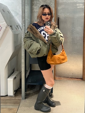 「WHO'S WHO gallery（フーズフーギャラリー）のエリオットナンバリングワンショルダースウェット（スウェット）」を使った、CHIHONさん（レディース・158cm）の秋コーディネート