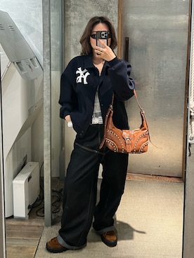 「アイテム（スタジャン）」を使った、CHIHONさん（レディース・158cm）の秋コーディネート