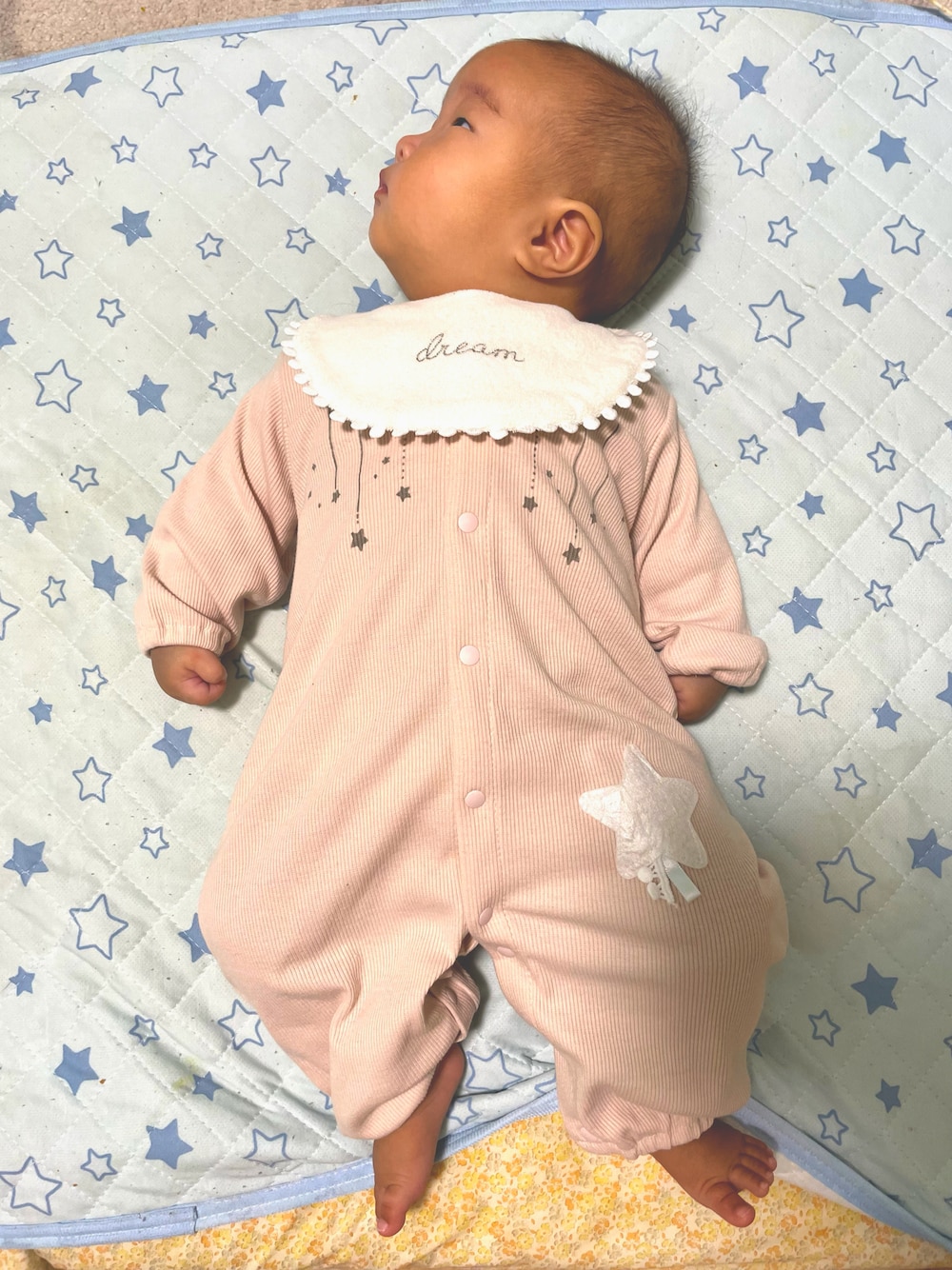 「秋冬コーデ、赤ちゃん」｜「Babiesrusのアイテム（ロンパース、ピンク系）」を使った、Ay****uさん（レディース・154cm）の秋コーディネートの1枚目の写真