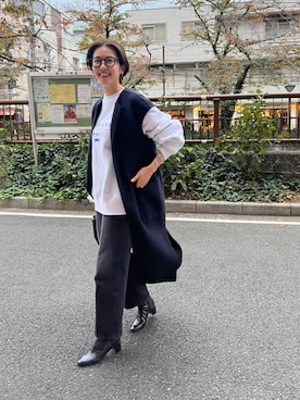 「SHENERY」｜「アイテム（スウェット）」を使った、TSURUGASAKI_163cmさん（レディース・163cm）の冬コーディネート