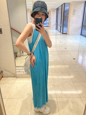 「ライトブルー」｜「アイテム（ワンピース）」を使った、せりさん（レディース・155cm）の夏コーディネート