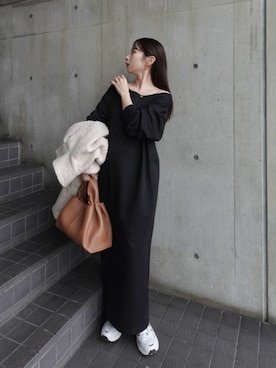 「アイテム（スニーカー）」を使った、nanacoさん（レディース・156cm）の冬コーディネート