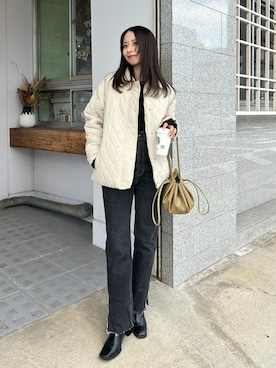 「アイテム（デニムパンツ）」を使った、nanacoさん（レディース・156cm）の冬コーディネート