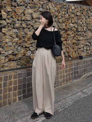 「CAPRICIEUX LE'MAGE(カプリシューレマージュ)の2タックワイドパンツ(その他パンツ)」を使った、nanacoさん(レディース・156cm)の秋コーディネート
