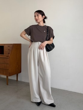 「CAPRICIEUX LE'MAGE（カプリシューレマージュ）の【全8色/サイズ展開あり】LE'MAGE1ポイントTシャツ（Tシャツ/カットソー、ブラウン系）」を使った、nanacoさん（レディース・156cm）の春コーディネート