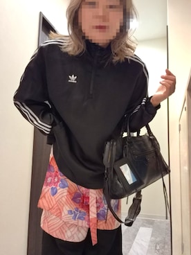 「BALENCIAGA（バレンシアガ）のアイテム（ショルダーバッグ）」を使った、着物リメイクの変態さん（レディース・160cm）の秋コーディネート