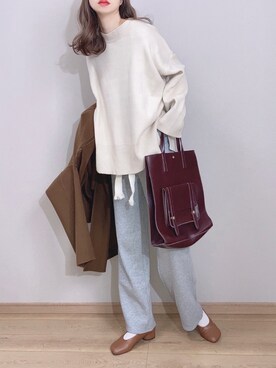 「アイテム（スウェットパンツ）」を使った、ぴょんさん（レディース・167cm）の冬コーディネート