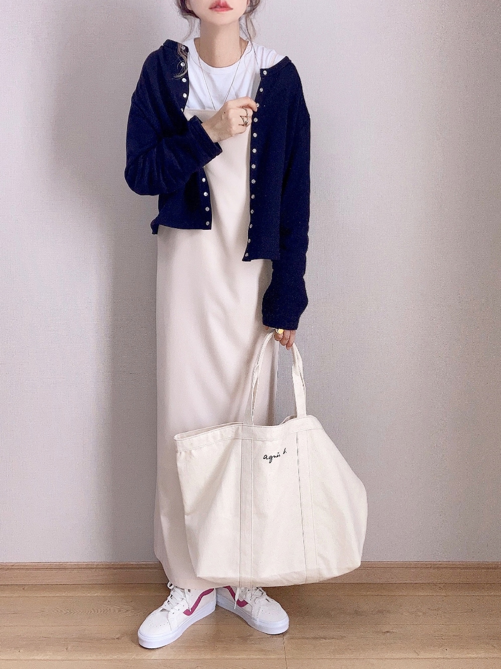 agnes b. プレッション カーディガン ホワイト　裏起毛　スナップボタン カーディガンプレッション ｜agnès b. FEMME（ファム