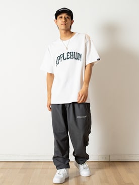 「APPLEBUM（アップルバム）のアイテム（パンツ）」を使った、APPLEBUM STAFF STYLINGさん（メンズ・170cm）の春コーディネート