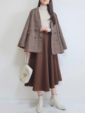 「KBF+（ケービーエフプラス）のアイテム（バッグ）」を使った、MAYUKOさん（レディース・163cm）の秋コーディネート