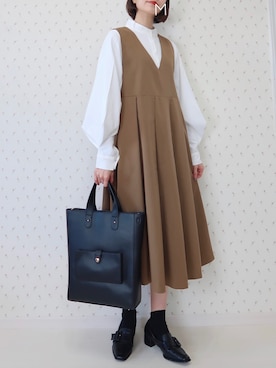 「アイテム（ジャンパースカート）」を使った、MAYUKOさん（レディース・163cm）の冬コーディネート