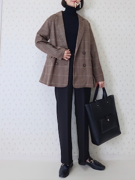 「select MOCA（セレクトモカ）の柔らかく履きやすいフェイクレザーゴールドビット付きローファー（ローファー）」を使った、MAYUKOさん（レディース・163cm）の秋コーディネート