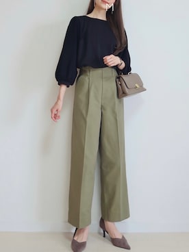 「RANDA（ランダ）のストレスフリー/ソフト Vカットサイドオープンパンプス（パンプス）」を使った、MAYUKOさん（レディース・163cm）の秋コーディネート