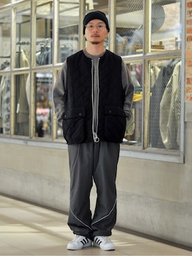 「ナイロンパンツ」｜「アイテム（その他アウター）」を使った、ジャーナルスタンダード メンズさん（メンズ・169cm）の秋コーディネート