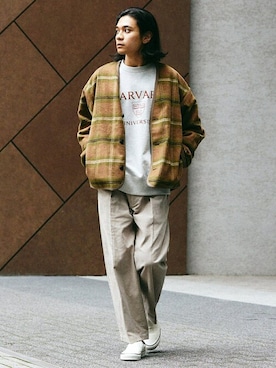 「イエロー」｜「アイテム（その他アウター）」を使った、ジャーナルスタンダード メンズさん（メンズ・181cm）の秋コーディネート