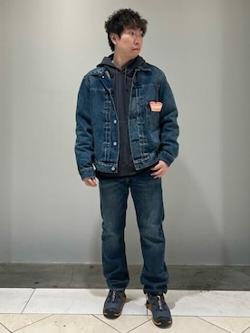 「ストレートデニム」｜「アイテム（デニムジャケット）」を使った、ジャーナルスタンダード メンズさん（メンズ・165cm）の冬コーディネート