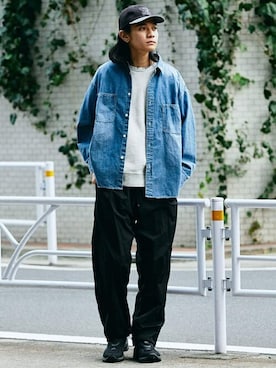 「ダンガリーシャツ」｜「アイテム（スウェット）」を使った、ジャーナルスタンダード メンズさん（メンズ・181cm）の冬コーディネート