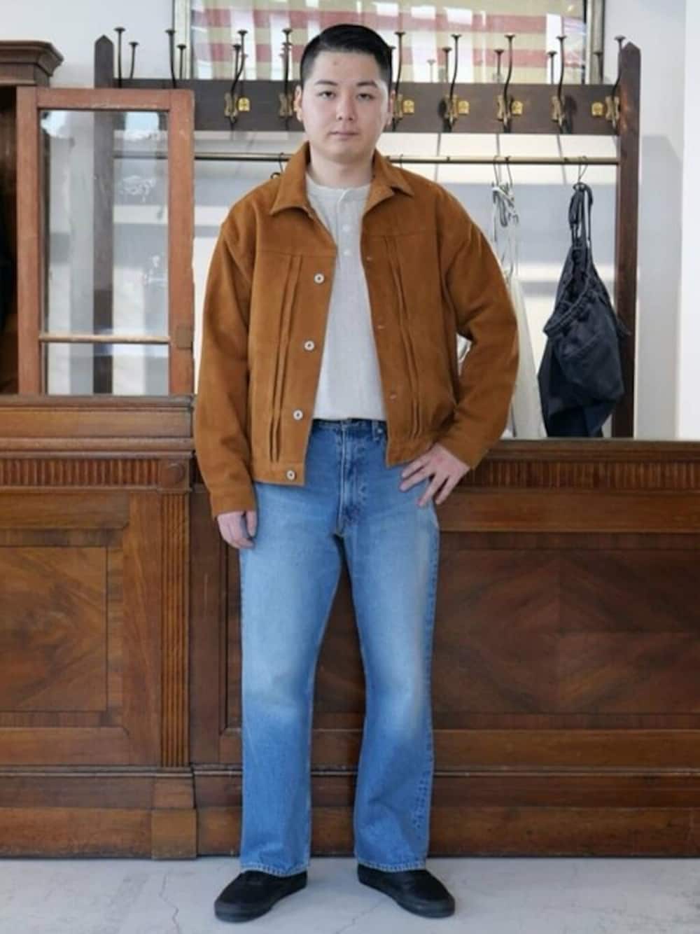 ゴートスエード トラッカージャケットを使ったショップスタッフの人気