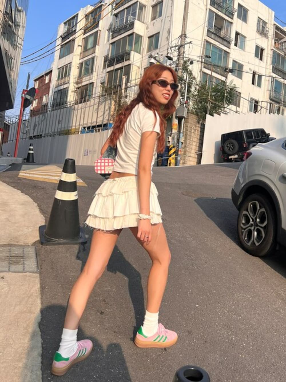 GLOWNY（グロウニ―）の「GIRLFRIEND RUFFLE MINI SKIRT（スカート