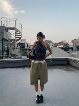 「アイテム（スニーカー）」を使った、NATSUKIさん（レディース・170cm）の夏コーディネート