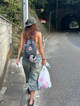 「アイテム（バックパック/リュック）」を使った、NATSUKIさん（レディース・170cm）の夏コーディネート